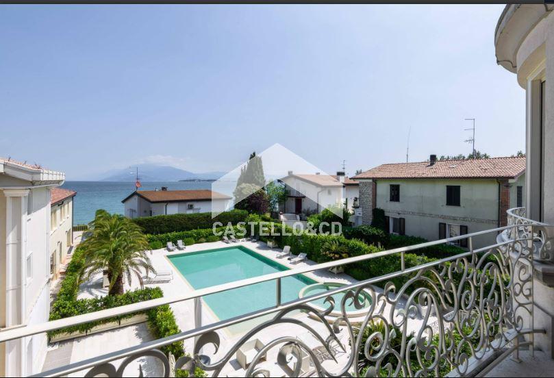 Vendita Appartamento, Desenzano del Garda foto