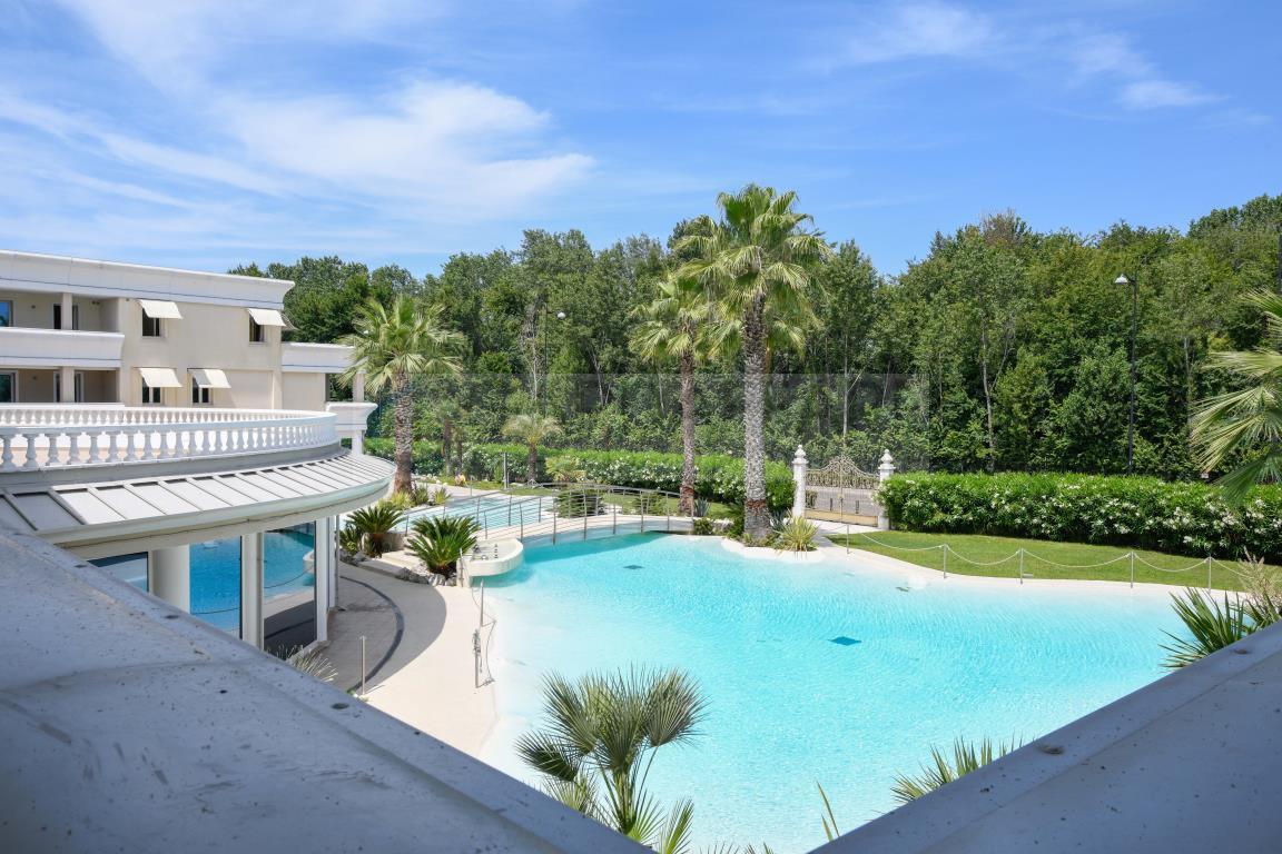 Vendita Appartamento, Desenzano del Garda foto