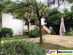 Vendita Villa trifamiliare, Palermo Vendita Villa trifamiliare, Palermo