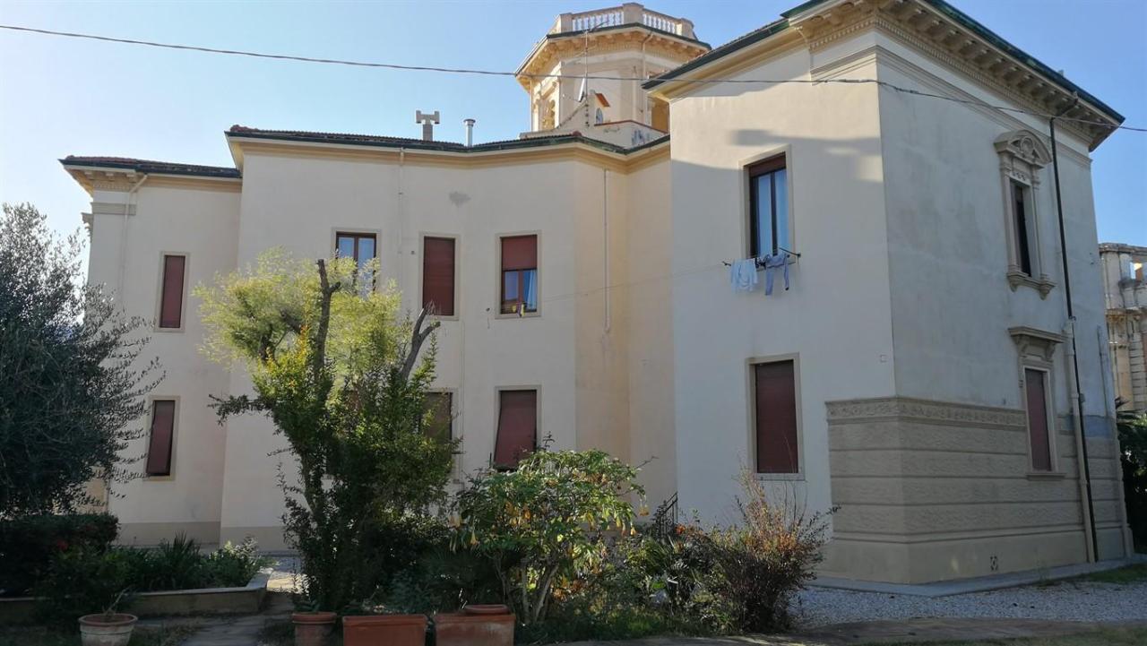 Vendita Villa quadrifamiliare, Livorno foto