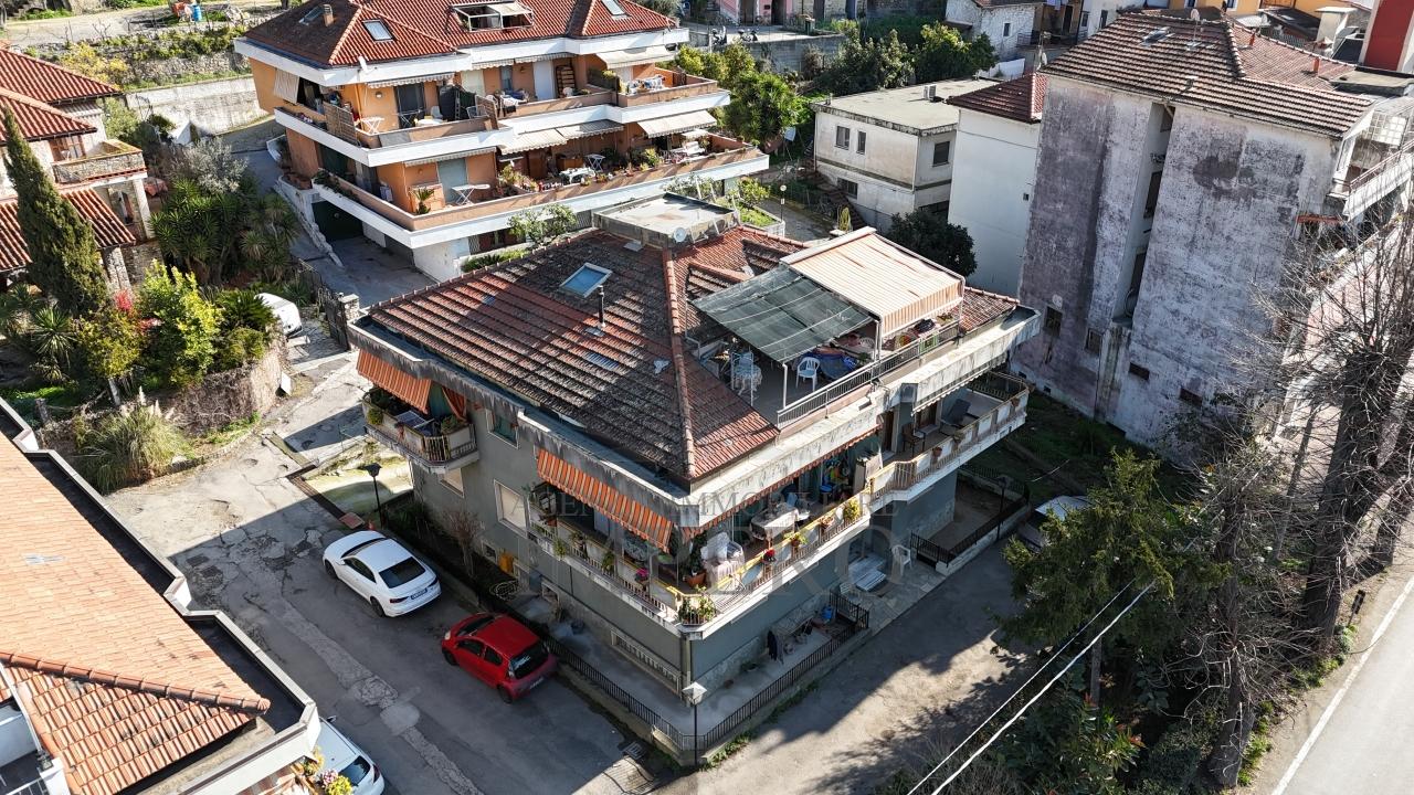 Vendita Quadrivani, Ventimiglia foto