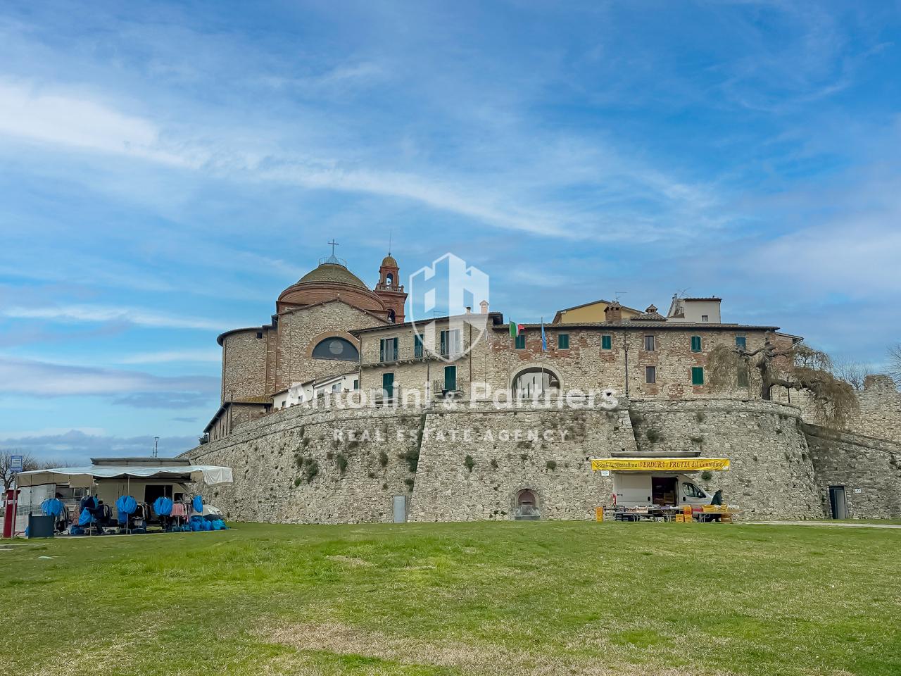 Vendita Quadrivani, Castiglione del Lago foto