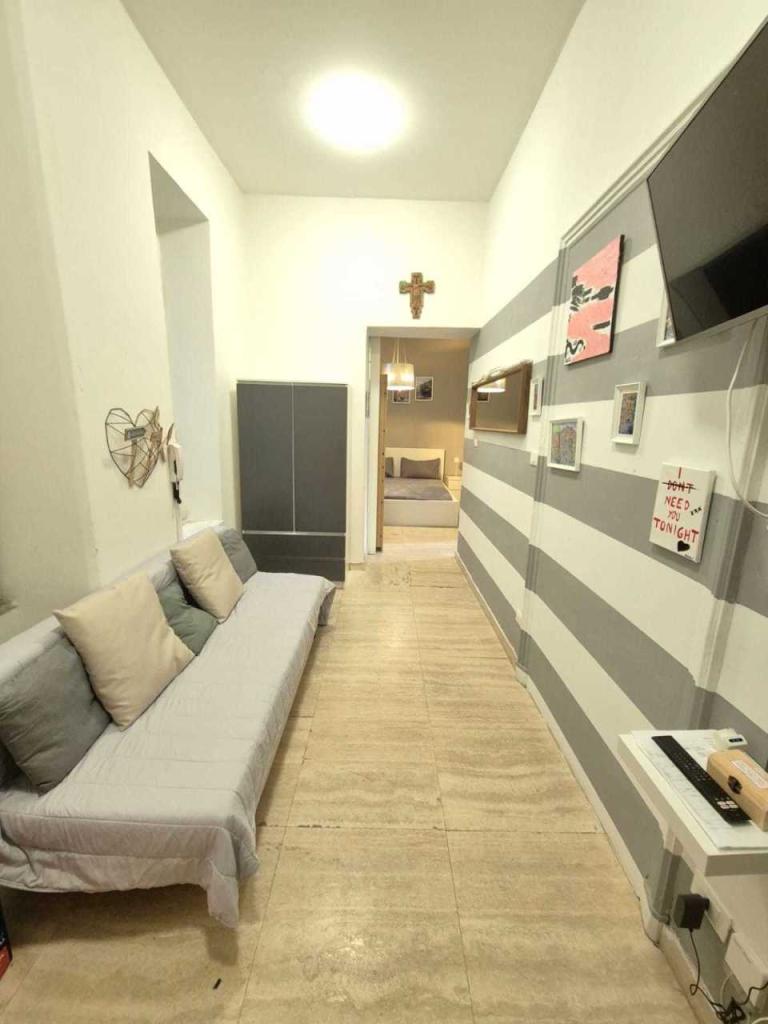 Vendita Pentavani, La Spezia foto