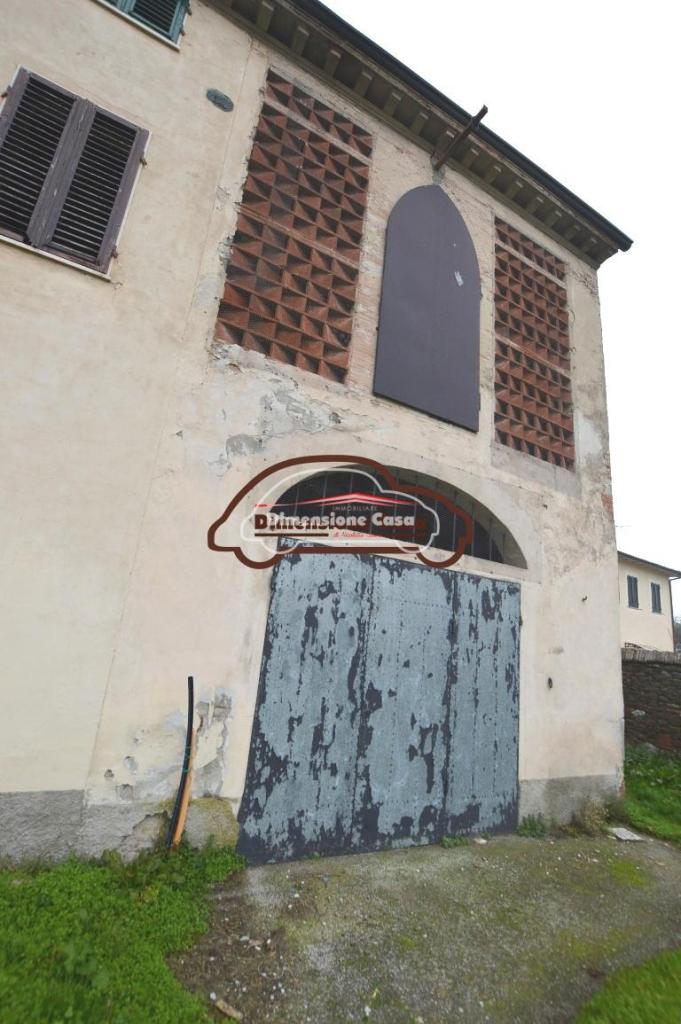 Vendita Rustico, Lucca foto