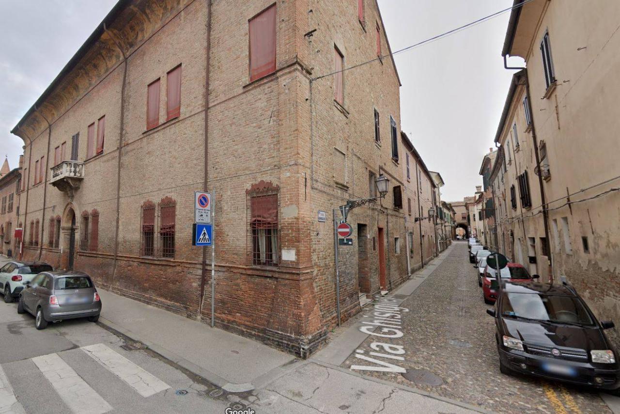 Vendita Box, Ferrara foto