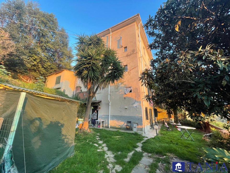Vendita Case, Carrara foto