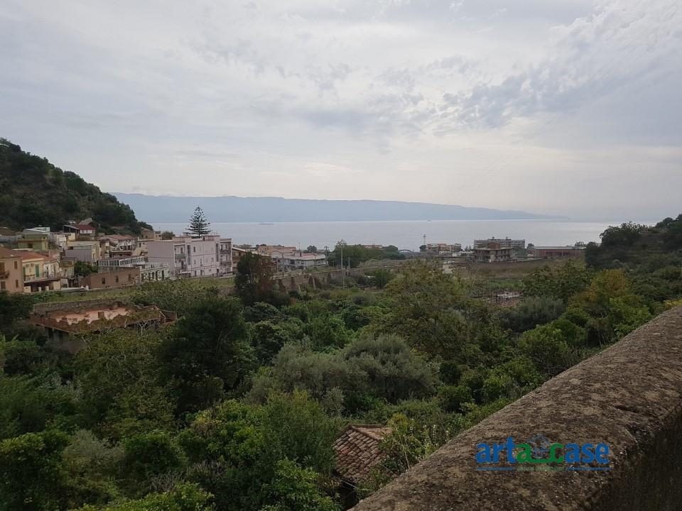 appartamento in vendita a Messina in zona Galati / Mili San Marco
