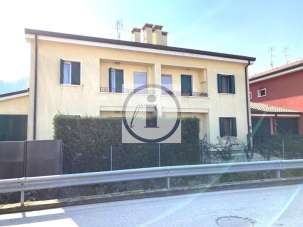 Vendita Villa quadrifamiliare, Galzignano Terme Vendita Villa quadrifamiliare, Galzignano Terme