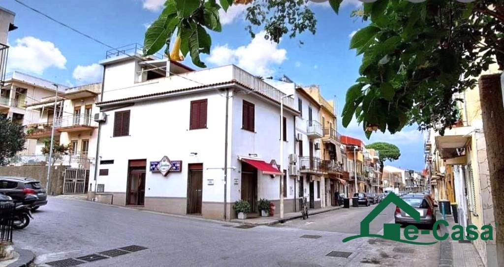 Vendita Trivani, Messina foto