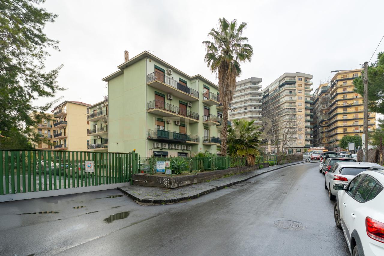 Vendita Locali commerciali, Catania foto