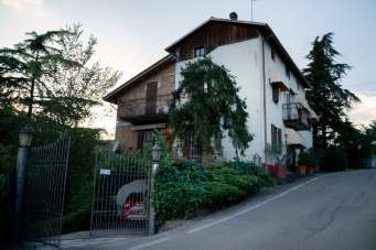 Vendita Pentavani, Medesano Vendita Pentavani, Medesano