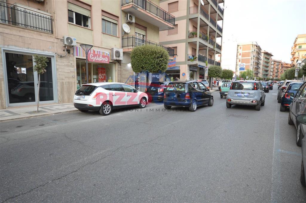 Affitto Locale commerciale, Corigliano-Rossano foto