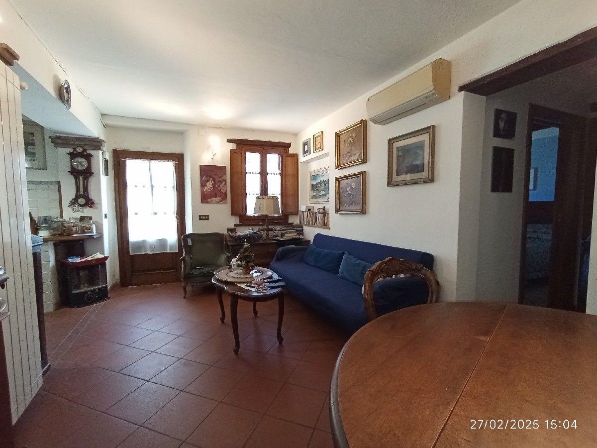 Vendita Bivani, Camaiore foto