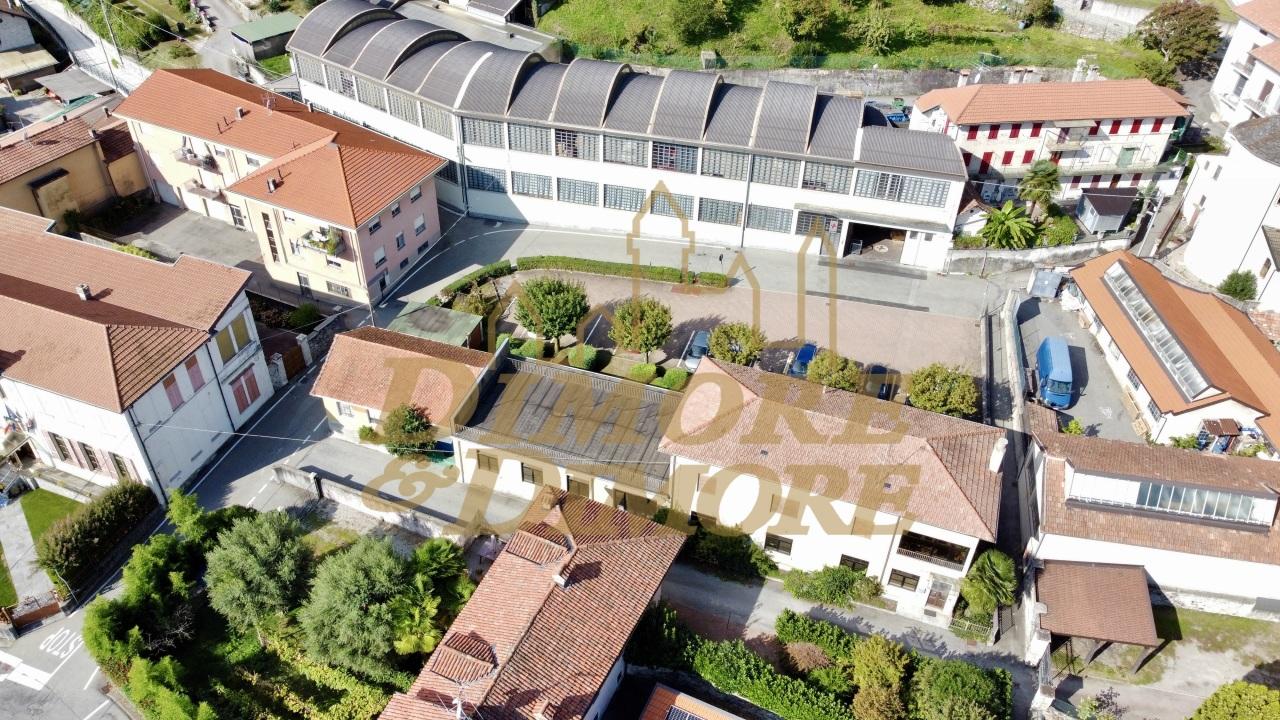Vendita Palazzo , Pella foto