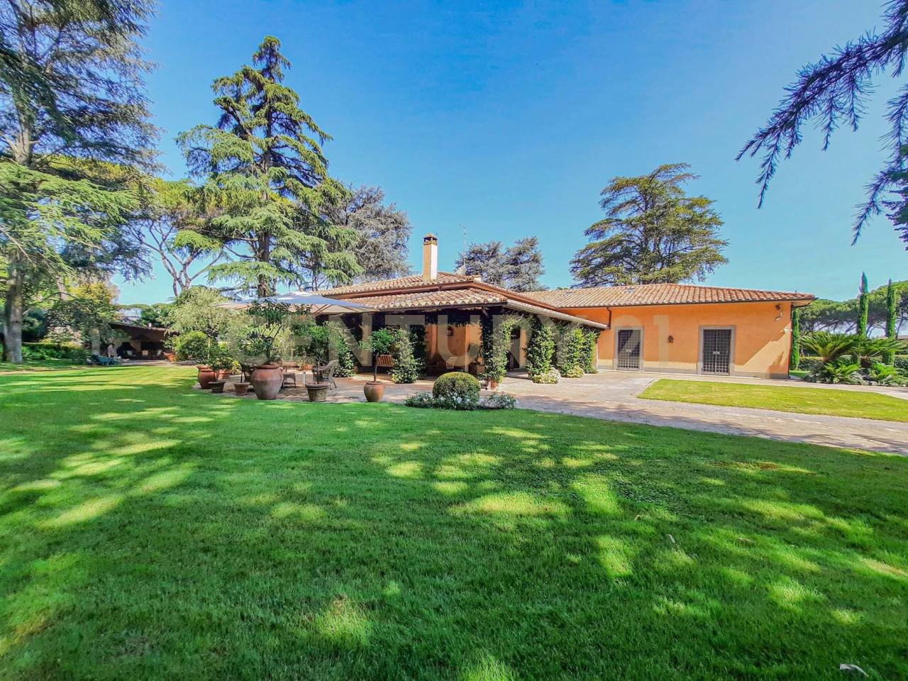Vendita Ville, Roma foto