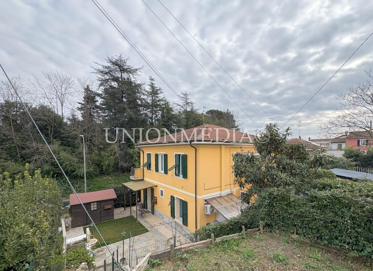 Vendita Esavani, Sarzana foto