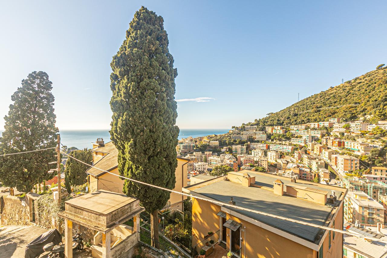 Vendita Esavani, Genova foto