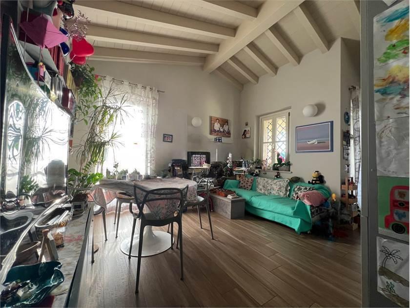 Vendita Trivani, Carrara foto