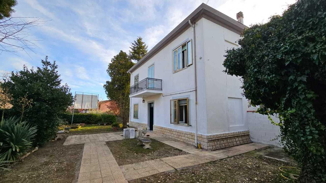Vendita Esavani, Novafeltria foto