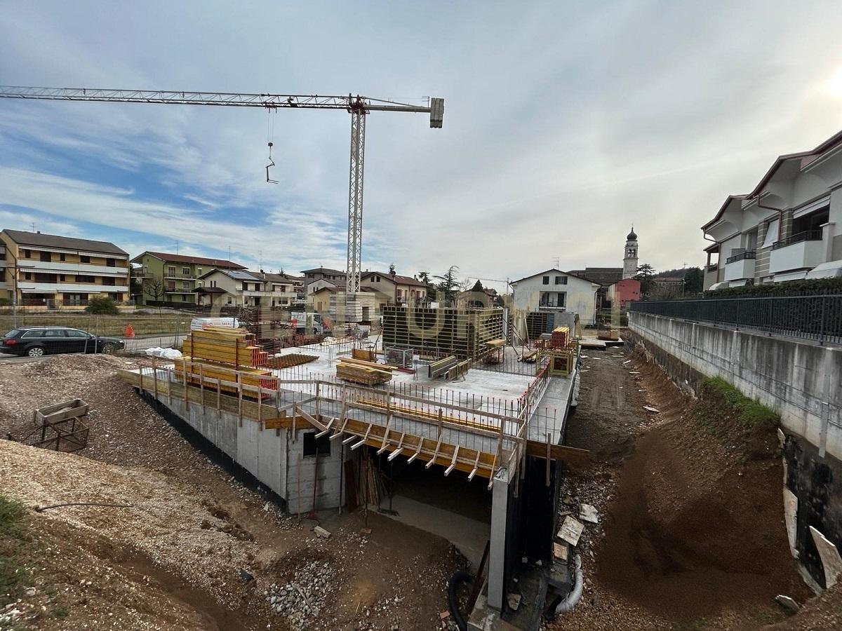 Vendita Quadrivani, Lavagno foto