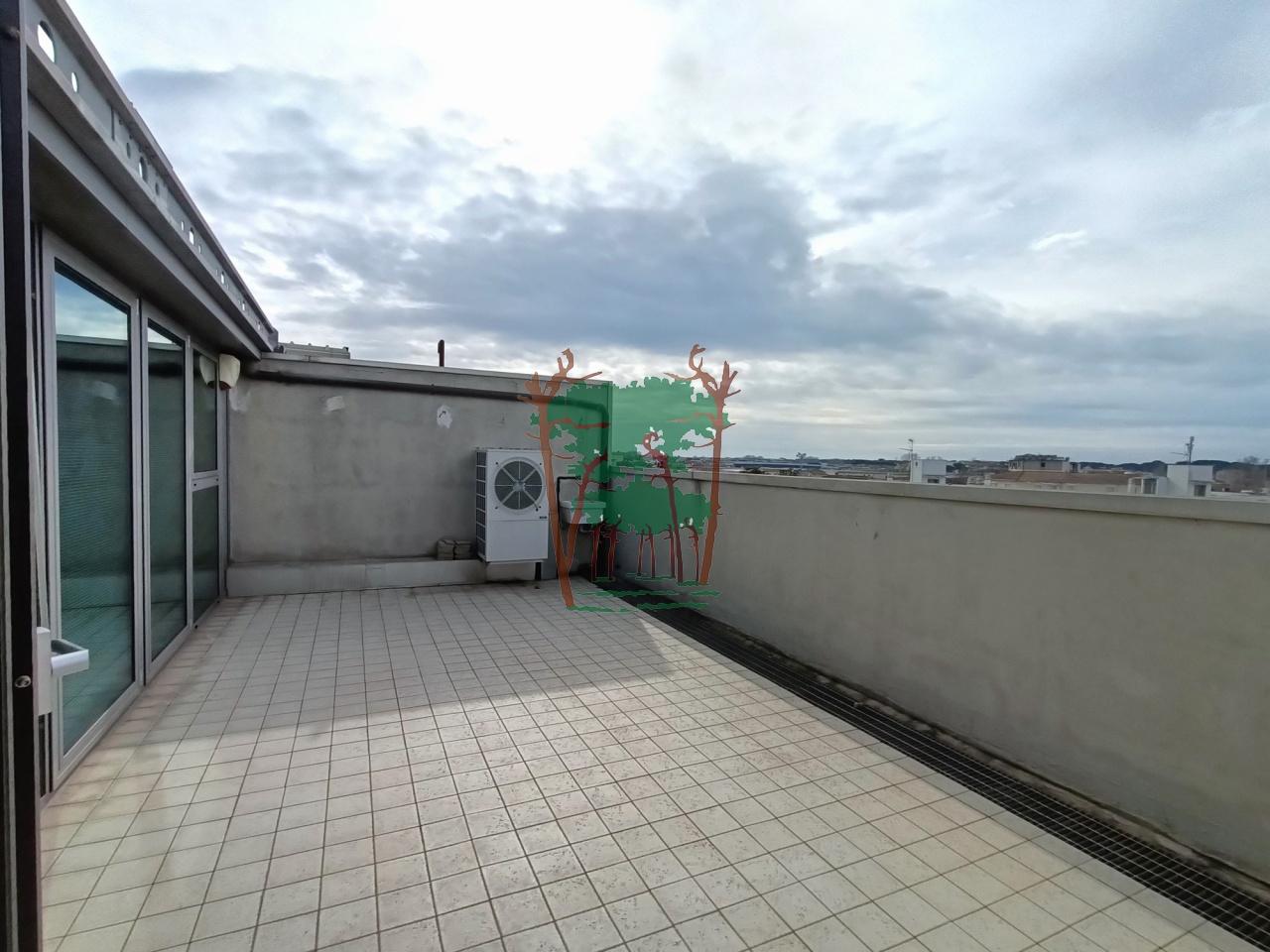 Vendita Monovano, Viareggio foto