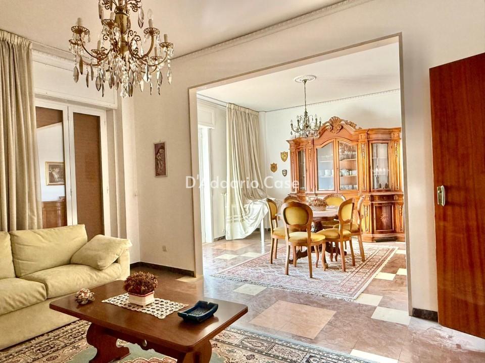 Vendita Quadrivani, Taranto foto