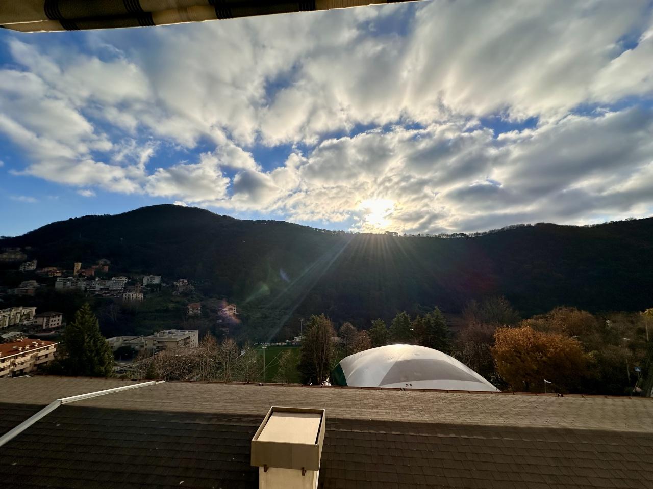 Vendita Esavani, Genova foto