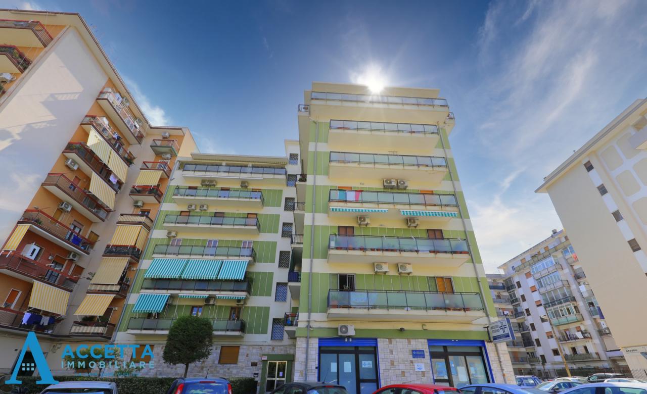 Vendita Trivani, Taranto foto