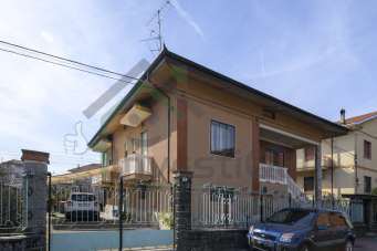 Vendita Quadrivani, San Maurizio Canavese Vendita Quadrivani, San Maurizio Canavese