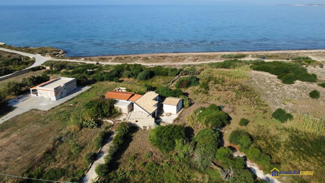 Vendita Quadrivani, Pachino foto