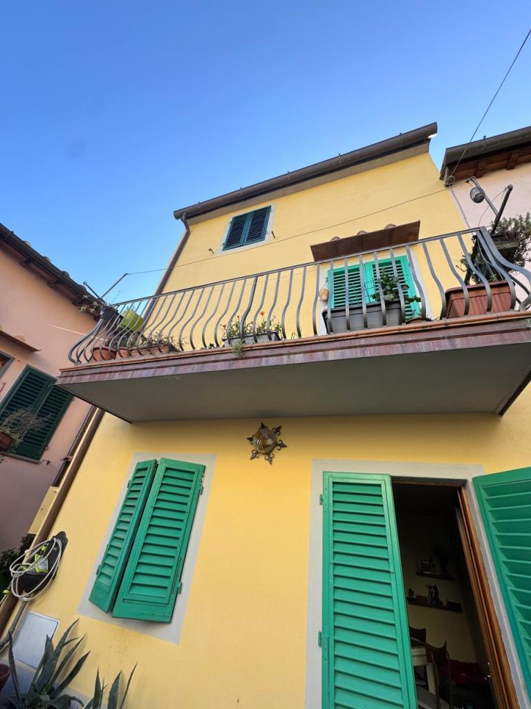 Vendita Pentavani, Prato foto