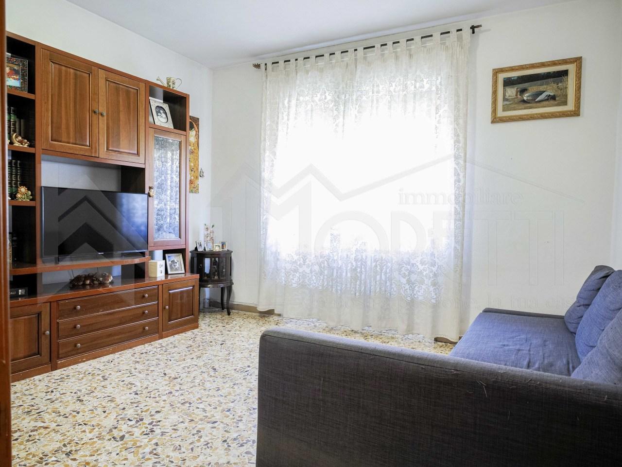 Vendita Quadrivani, Livorno foto