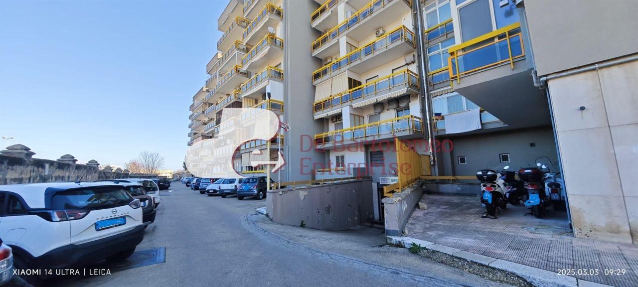 Vendita Immobile Commerciale, Bari foto