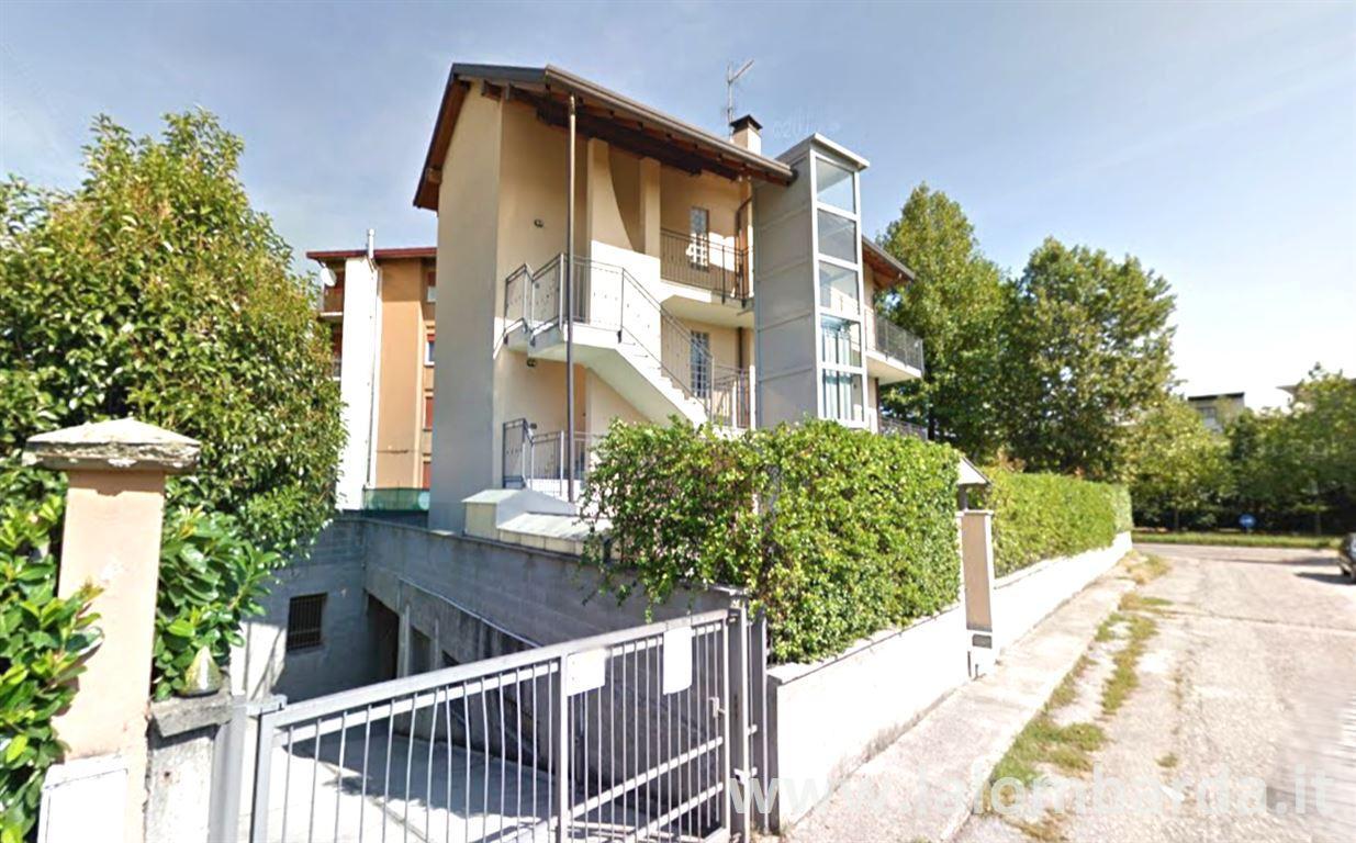 Vendita Box, Monza foto