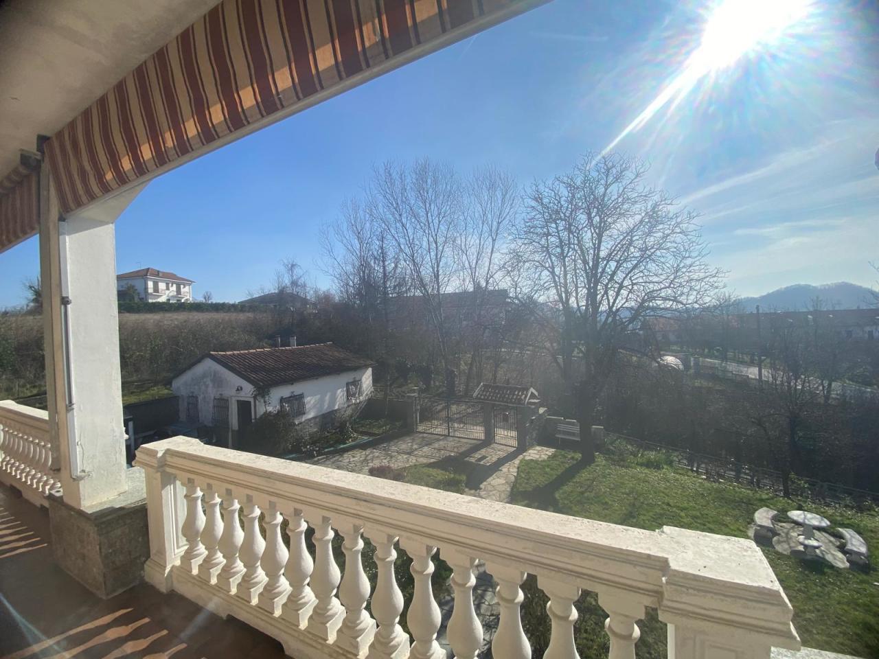 Vendita Quadrivani, Lauriano foto