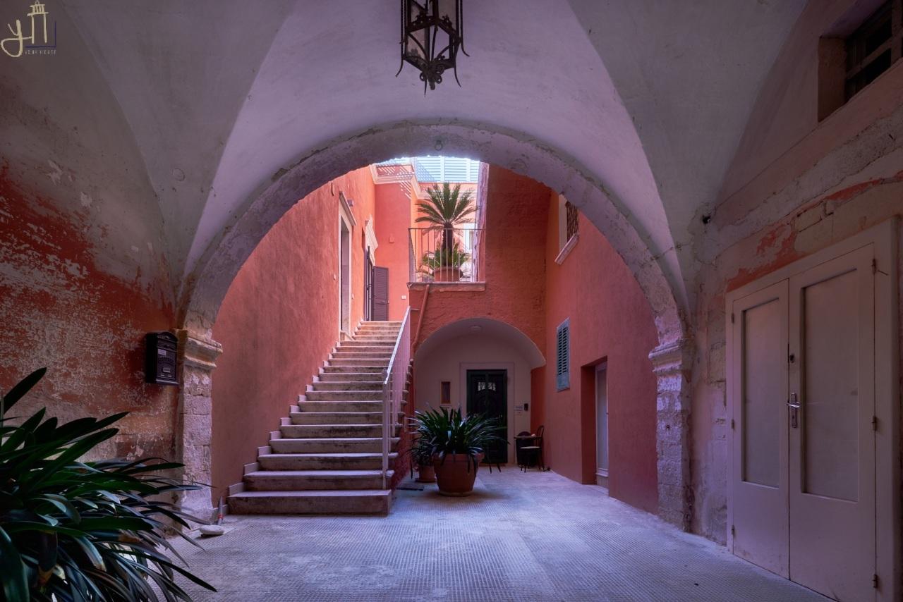 Vendita Multivani, Polignano a Mare foto
