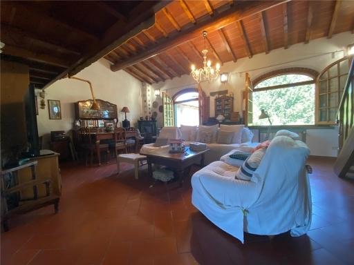 Vendita PORZIONE DI COLONICA, Lastra a Signa foto