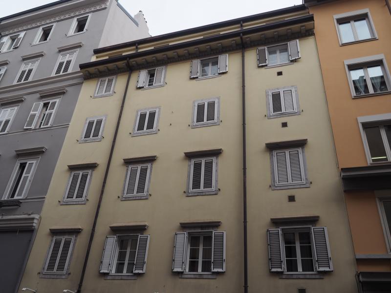 Vendita Bivani, Trieste foto