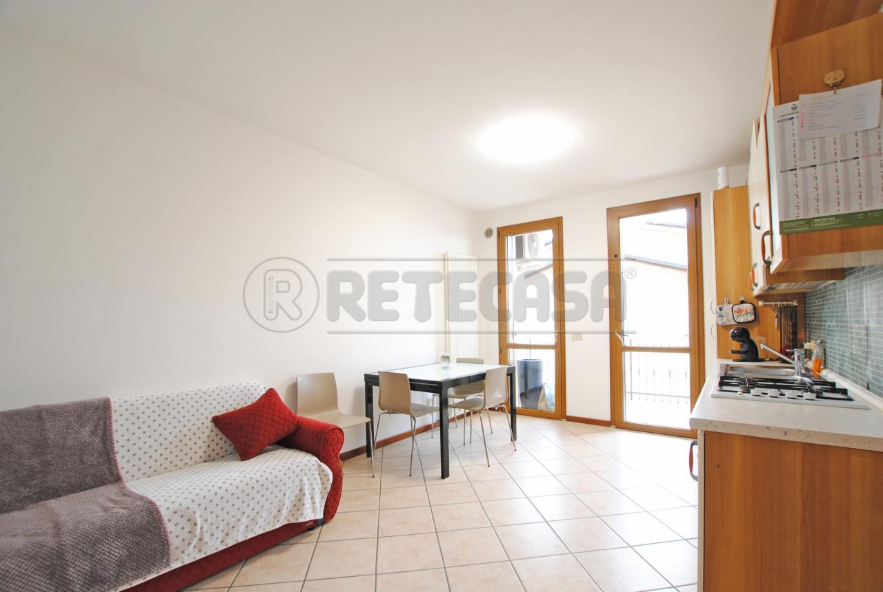Vendita Quadrivani, Castelgomberto foto