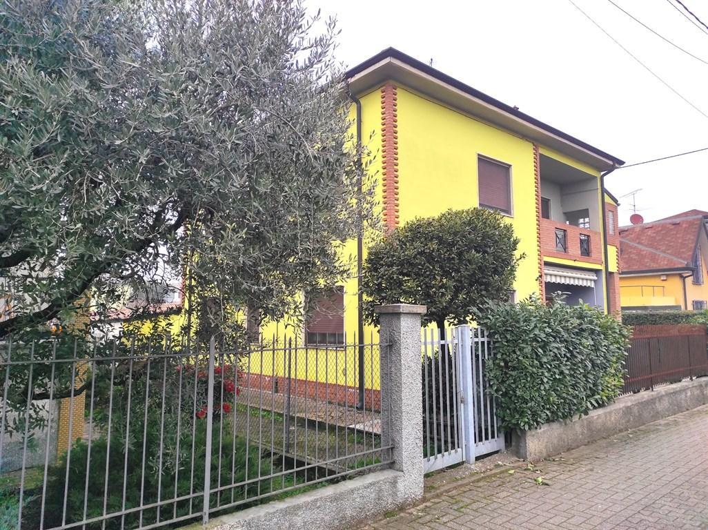 Vendita Villa bifamiliare, Arzago d'Adda foto