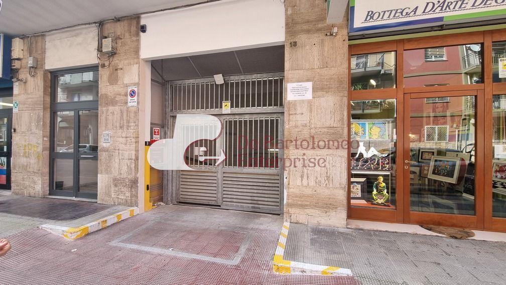 Vendita Box, Bari foto