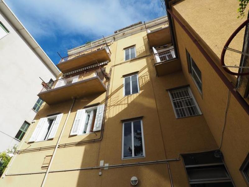 Vendita Bivani, Trieste foto