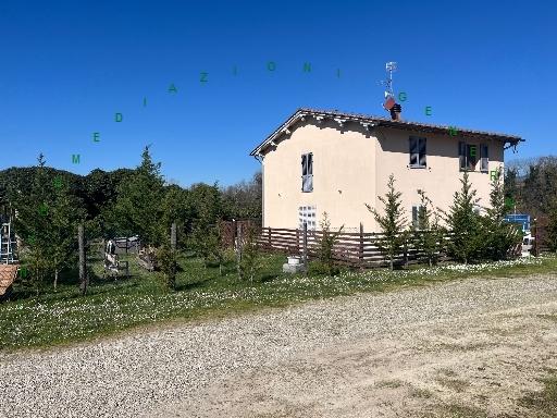 Vendita FIENILE, Vicchio foto