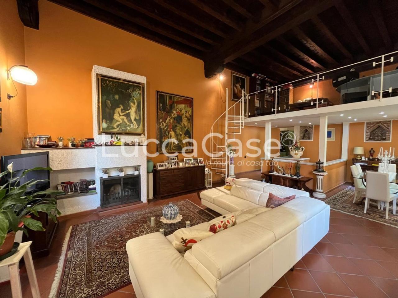 Vendita Appartamento, Lucca foto