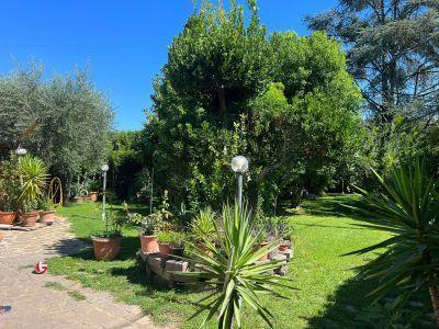 Vendita Villa bifamiliare, Ardea foto