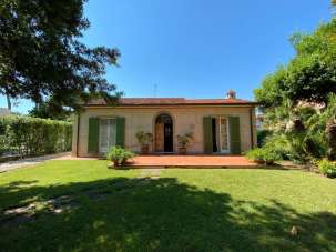 Affitto Multivani, Forte dei Marmi Affitto Multivani, Forte dei Marmi