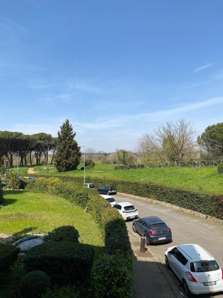 Vendita Esavani, Roma foto