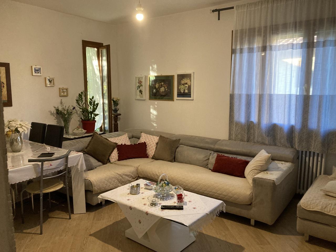 Vendita Trivani, Signa foto