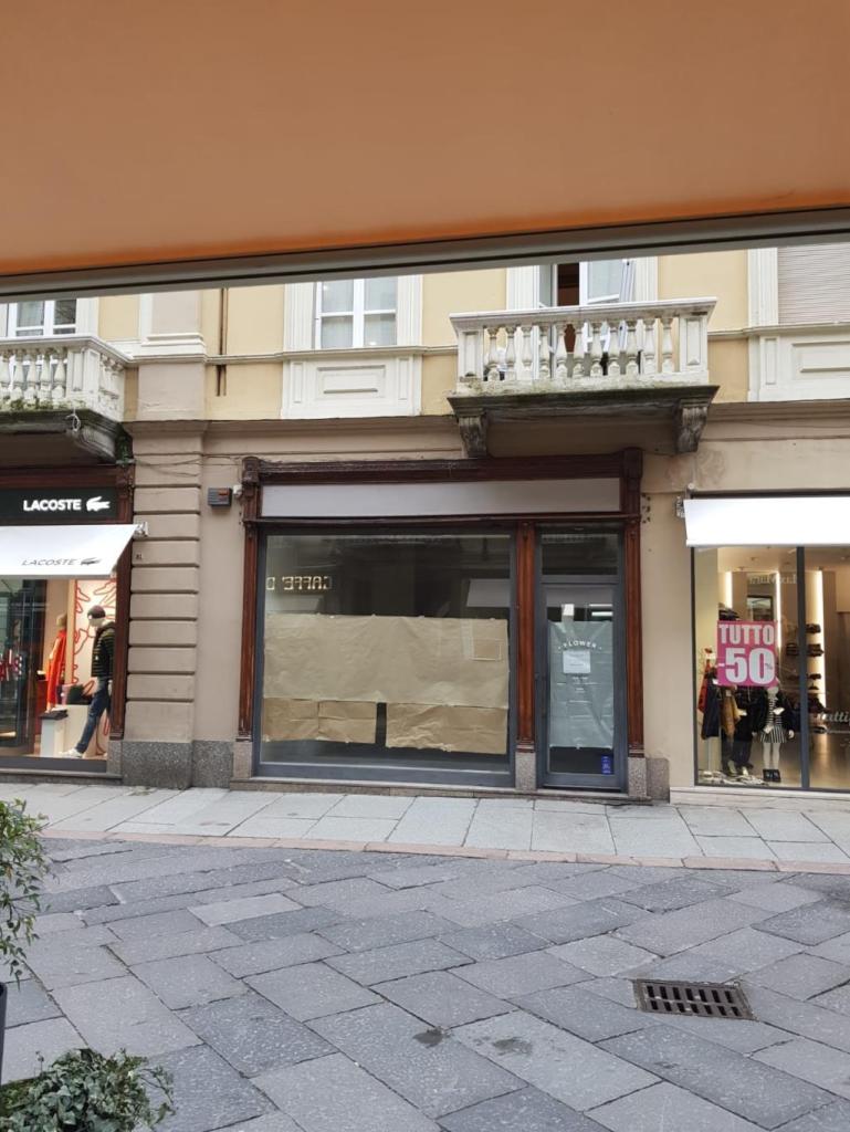 Affitto Negozio, Asti foto