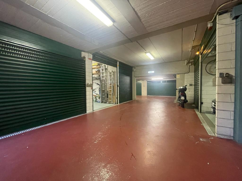 Vendita Monovano, Genova foto